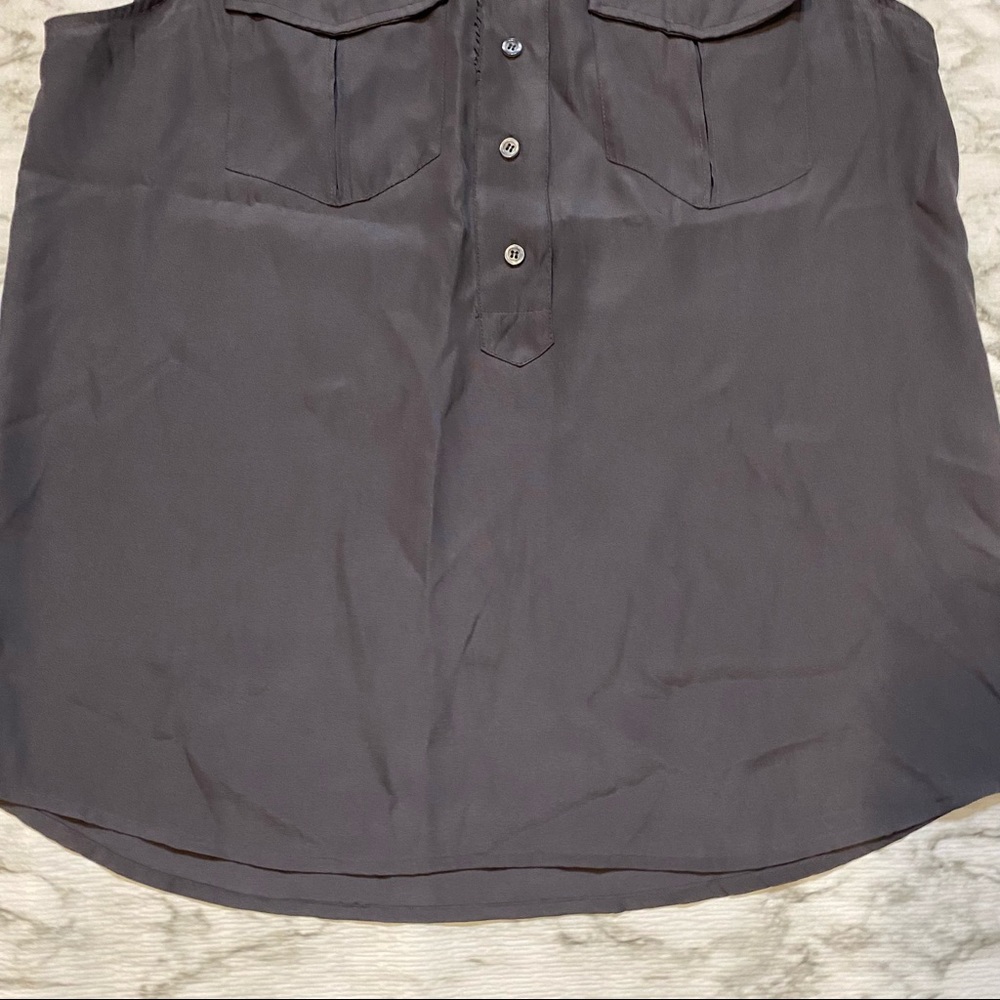 J. Crew Gray Sleeveless Button Down Y2K Preppy Retro Business Casual Blouse - Picture 4 of 15